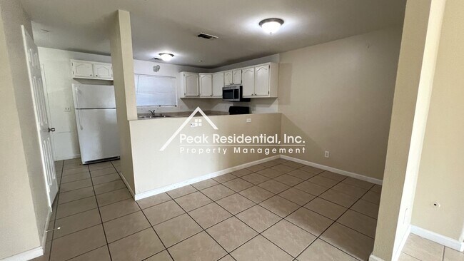 Building Photo - Nice Curtis Park 3bd/2.5ba Townhome!