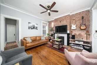 Building Photo - 1009 Willow Ave