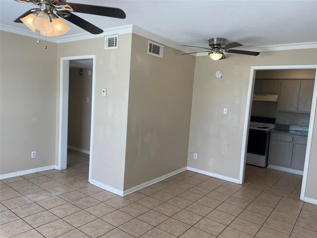 Building Photo - 4711 Palisade Dr
