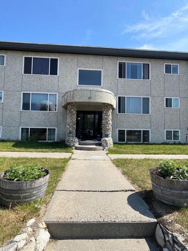 81 Slater Dr Unit 5, Fairbanks, AK 99701 Condo for Rent in Fairbanks