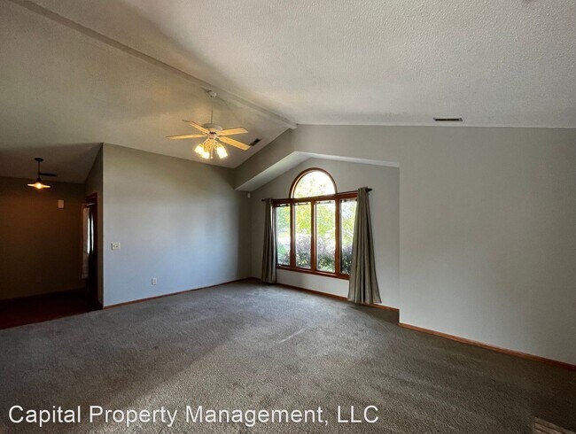 Foto del edificio - 3 br, 2 bath House - 10535 Verbena Lane.