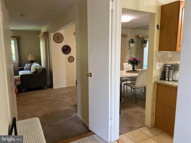 Foto del edificio - 9547 Fern Hollow Way