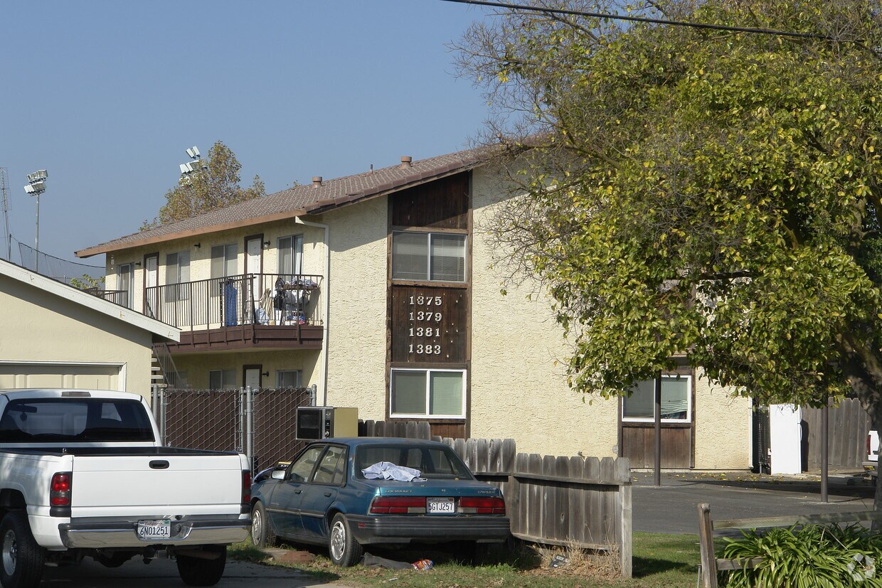 Foto del edificio - 1375-1383 High St