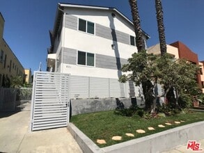 Building Photo - 601 Normandie Ave
