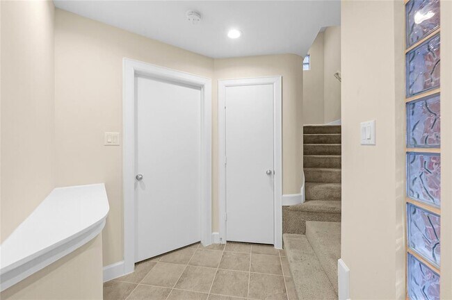 Building Photo - 8731 Bryam St