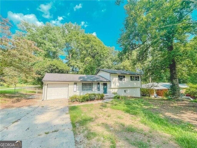 Foto del edificio - 3749 Pin Oak Cir