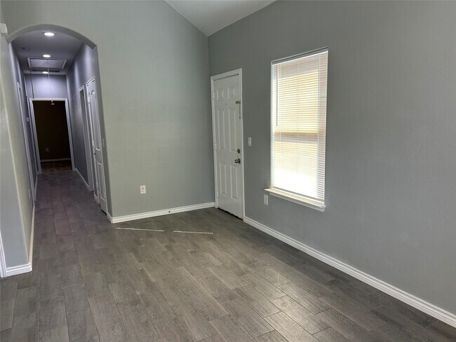 Foto del edificio - 16956 W Ivanhoe St