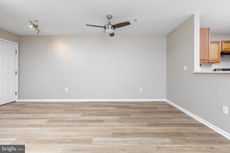 Building Photo - 117 Lionheart Ln