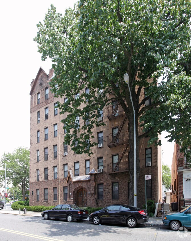 Building Photo - 101 Marine Ave