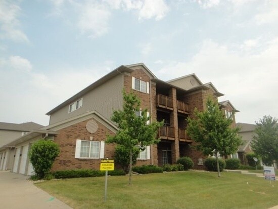 Foto del edificio - 515 Penn Ct