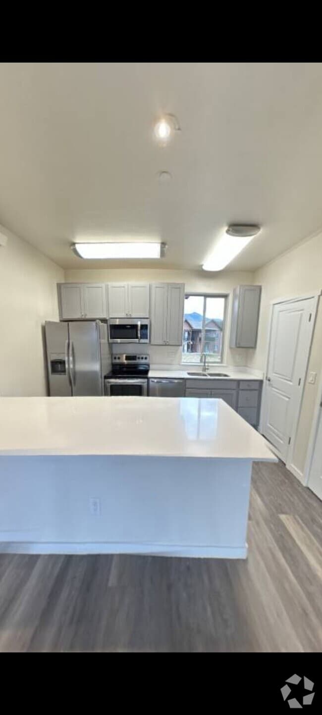 Building Photo - 1100 Buckhorn Valley Blvd