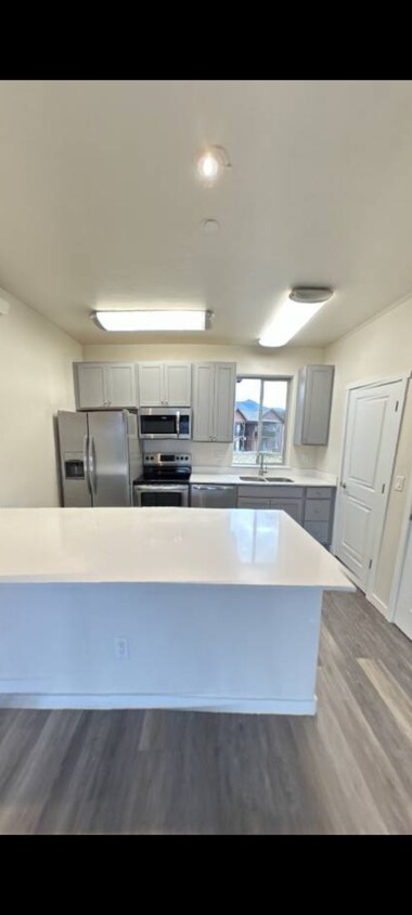 Foto principal - 1100 Buckhorn Valley Blvd
