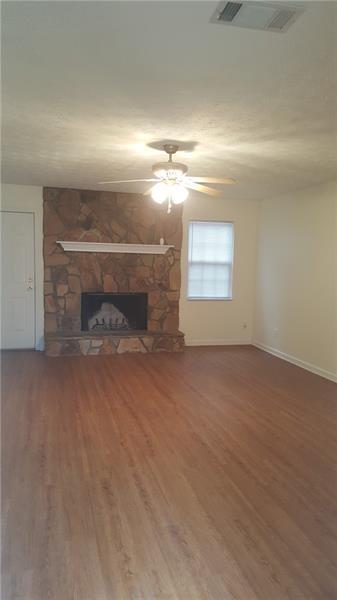 Building Photo - 4149 Oak Ferry Dr NE