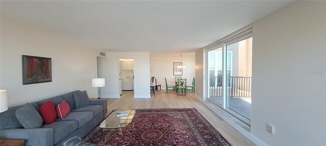 Foto del edificio - 632 Edgewater Dr