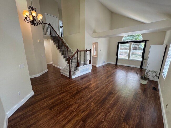 Foto del edificio - Available for Rent in Lone Tree's Desirable Carriage Club Neighborhood!