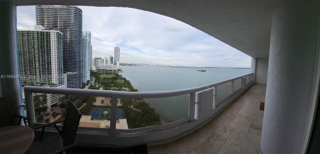 Foto del edificio - 1717 N Bayshore Dr