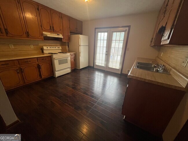 Foto del edificio - 982 Locust Dr NE