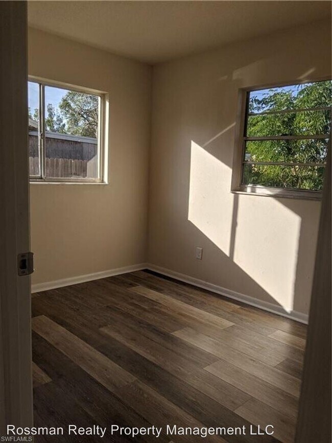 Building Photo - 3 br, 1 bath House - 273 Whittier Ave
