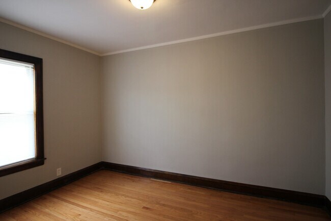 Foto del edificio - 3547 N Meade Ave