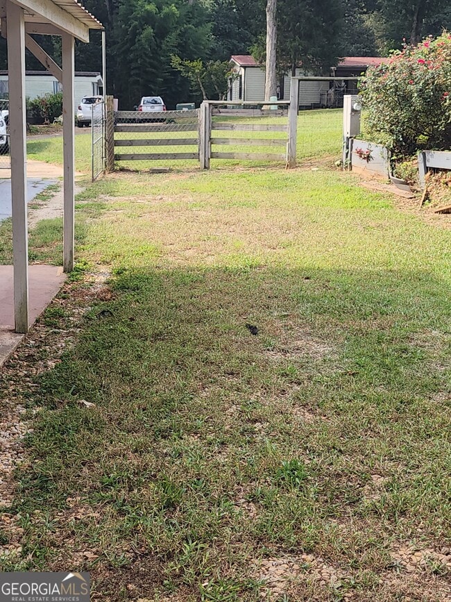 Building Photo - 1373 Elm Cir