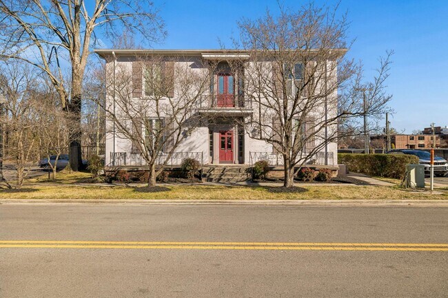 Foto del edificio - 302 N Church St