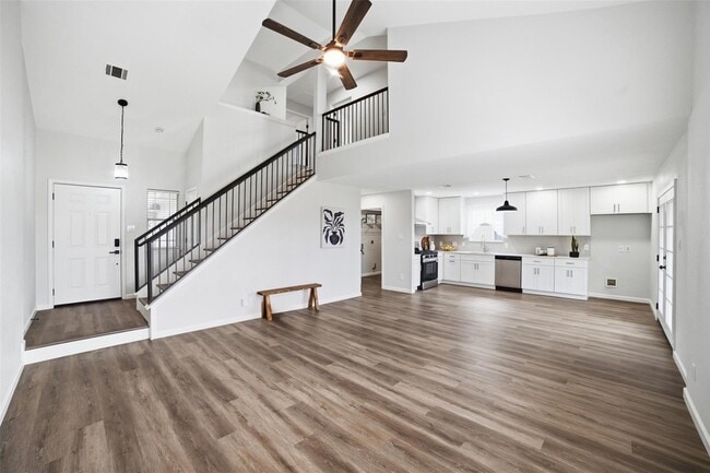Building Photo - 1606 Rossport Bend