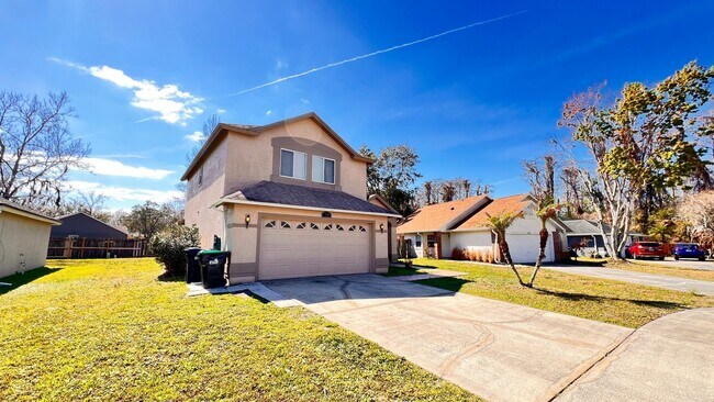 Building Photo - AMAZING HOME 3/2.5 on quiet cul-de-sac in East Orlando