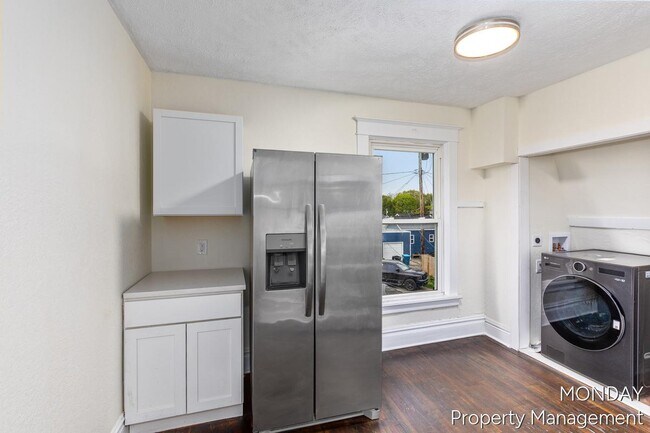 Foto del edificio - 531 W Webster Ave