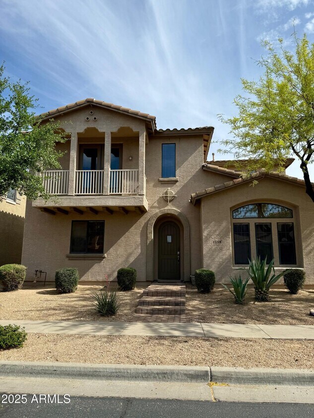 Foto principal - 2350 W Jake Haven