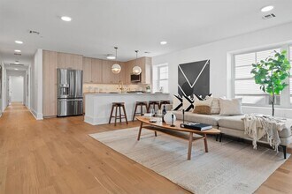 Building Photo - 525 AVENUE E