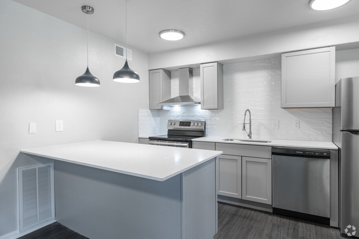 Terraces at Nichols Hills Apartments in Oklahoma City, OK