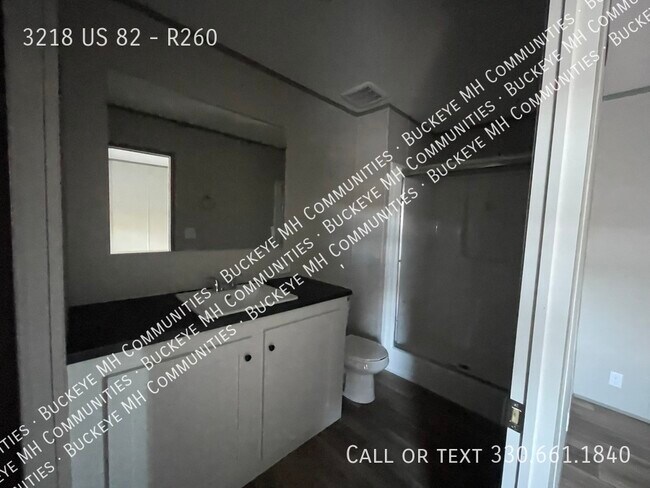 Foto del edificio - 3218 US 82-R260