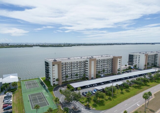 Building Photo - 250 S Sykes Creek Pky