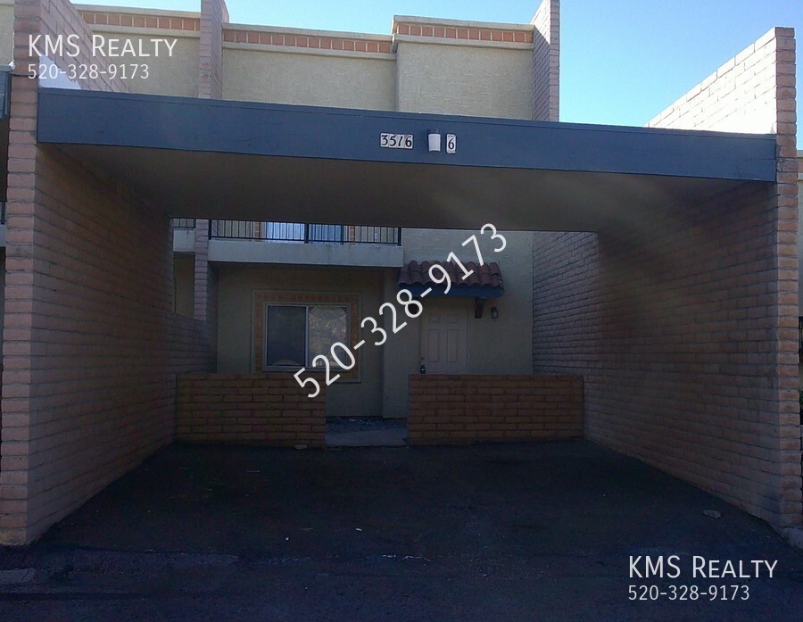 3 Beds / 2 1/2 Baths - OWNER / AGENT - 3 Beds / 2 1/2 Baths  -  OWNER / AGENT