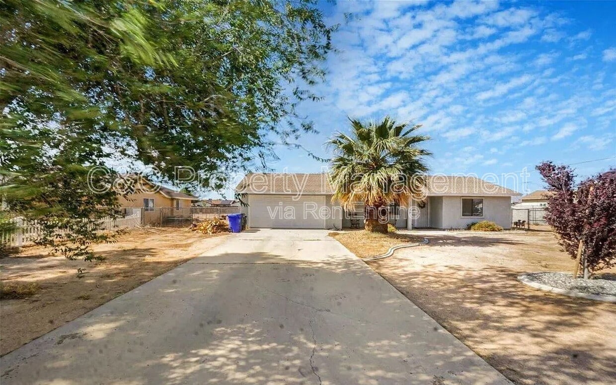 Foto principal - 22394 Lone Eagle Rd