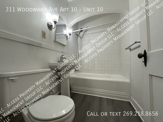 Foto del edificio - 311 Woodward Ave