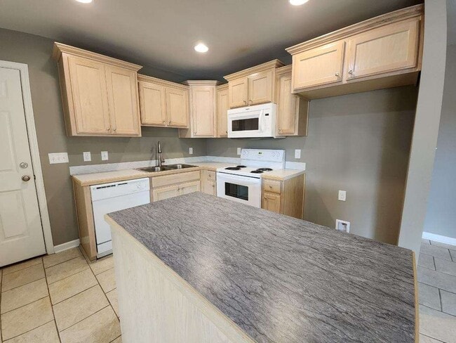 Building Photo - 3547 Terrace Hill Ct
