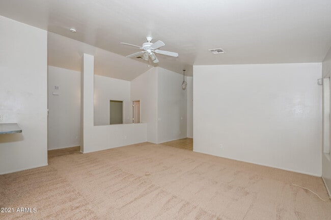 Building Photo - 12417 W Yuma St