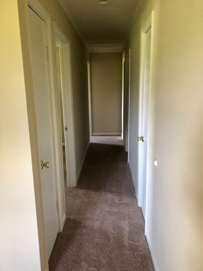 Foto del edificio - 3 BR 2 bath home on Smart Rd in Troy