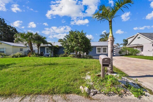 Building Photo - 8708 Thornwood Ln