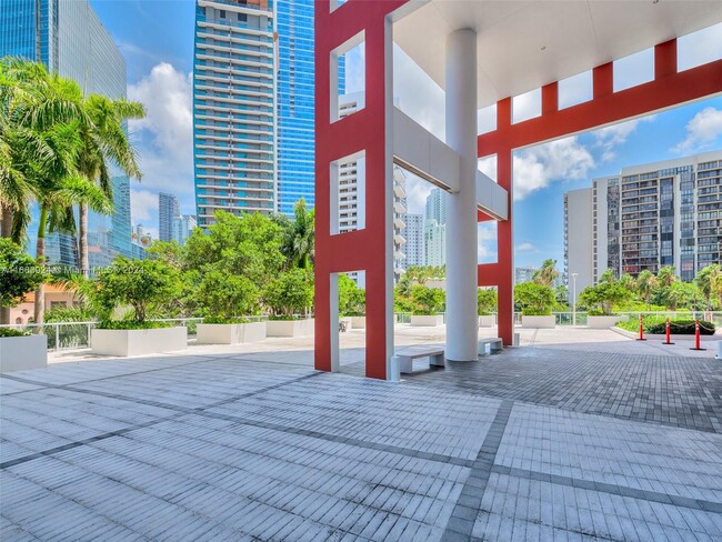 Foto del edificio - 1541 Brickell Ave