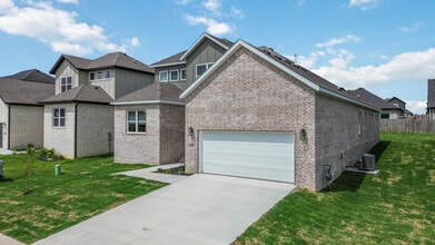 Building Photo - 1041 Whistler St