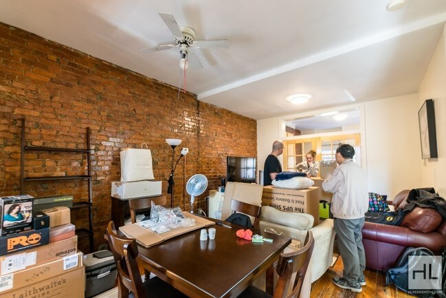 Building Photo - 112-115 15th St