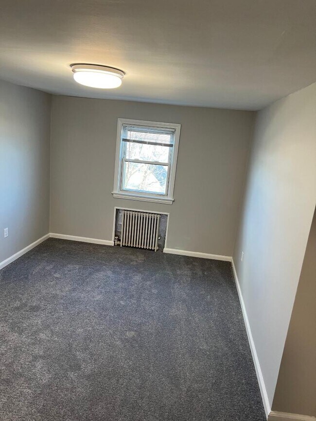 Bedroom #1 - 637 8th St