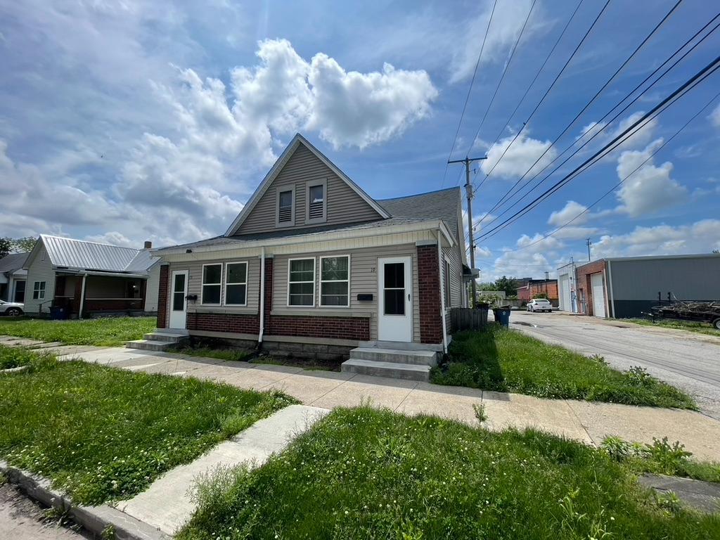 Primary Photo - 19 S 18th St