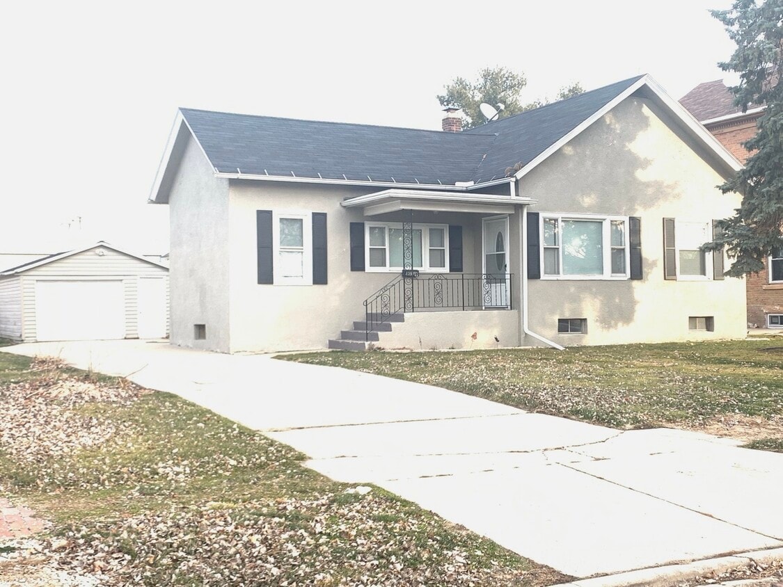 1119 7th St, La Salle, IL 61301 House Rental in La Salle, IL