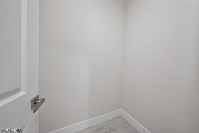 Foto del edificio - 1206 Moore Ave