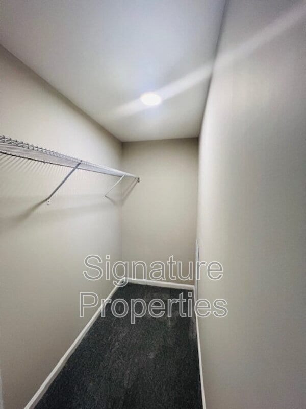Foto del edificio - 22 Bollingbrook St