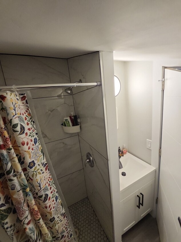 Photo du bâtiment - 27-27 Brule St