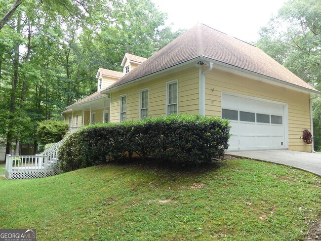 Foto del edificio - 345 Little Creek Dr